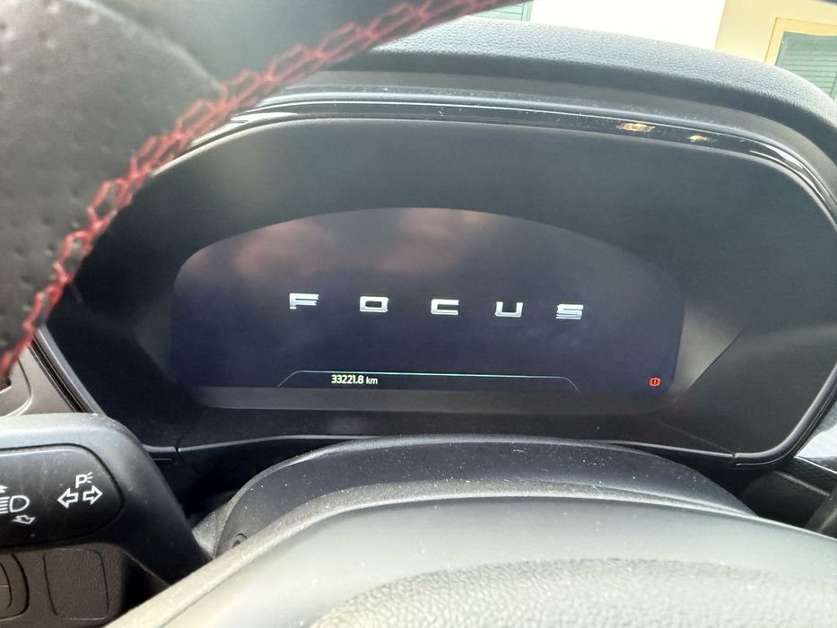 Ford Focus ST-Line X 1.0 EcoBoost mHEV 125cv— Com Garantia até 2029!