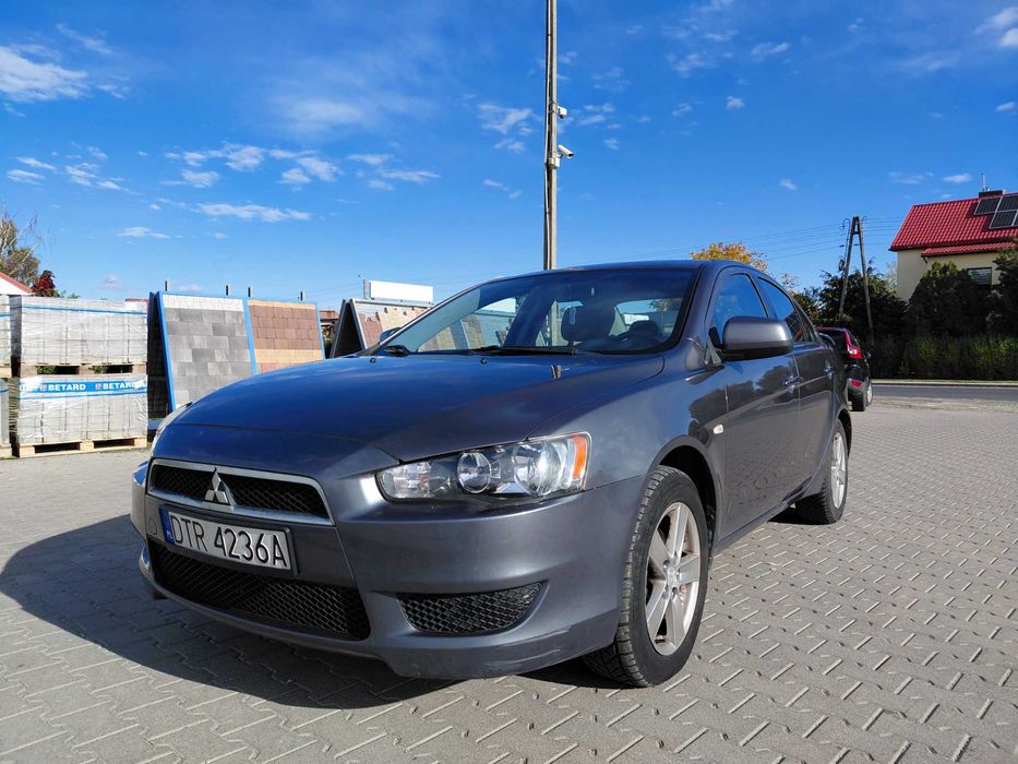 Mitsubishi Lancer