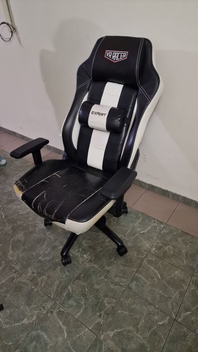 Компьютерное кресло