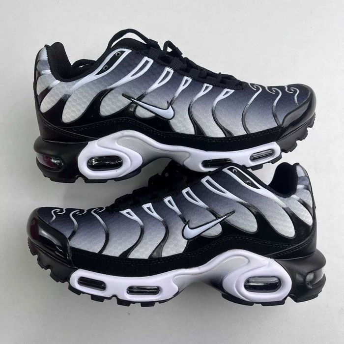 Nike Air Max TN Czarny R.40