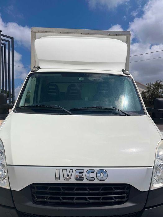 Iveco Daily 3.0 35c150 c/ Plataforma Elevatória