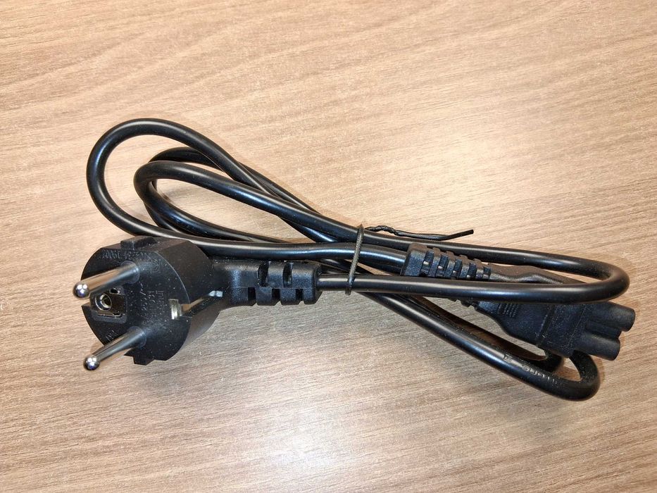 N291 Kabel Zasilający Koniczynka IEC C5 Trójżyłowy Laptop EU Schuko