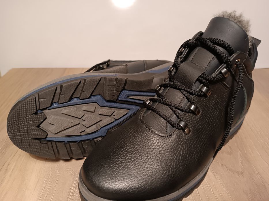 Продам ботинки 42, 43,44р.