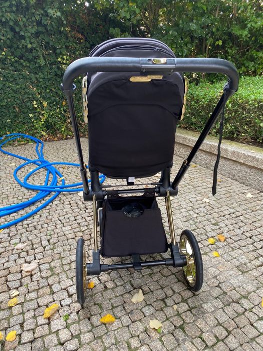 Carrinho e saco marca cybex by jeremy scott