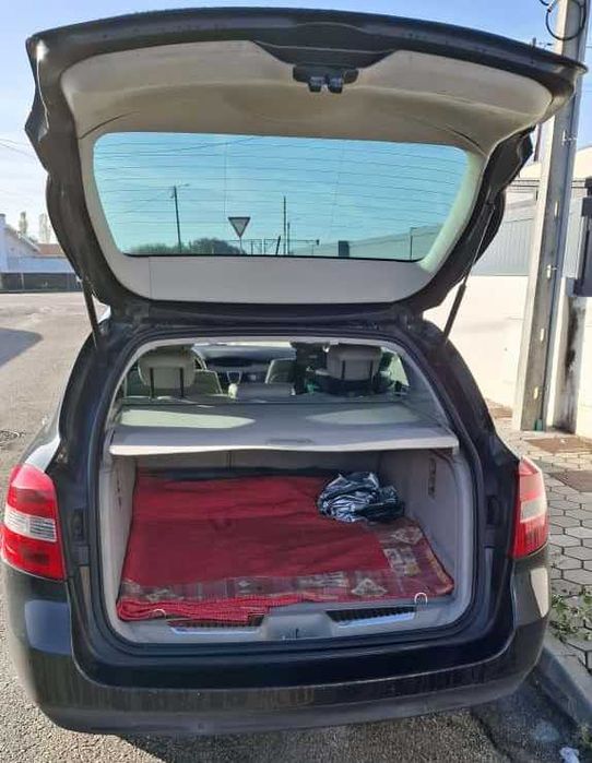 Renault Laguna III Break uma carrinha espaçosa, confortável e fiável.