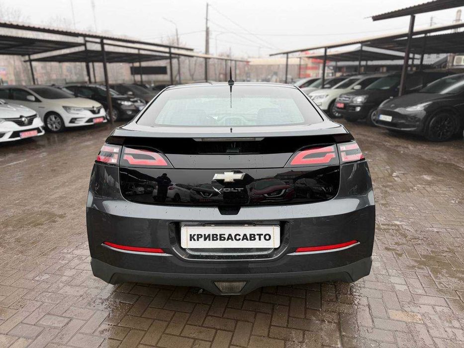 Chevrolet Volt 2014 плагін,гібрид