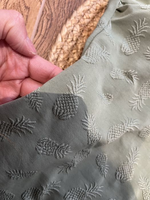 Стильний суцільний купальник