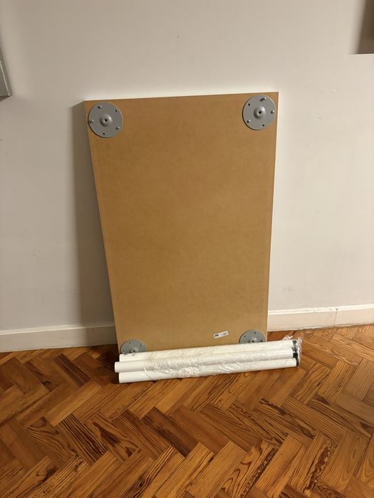 Mesa Ikea LINNMON