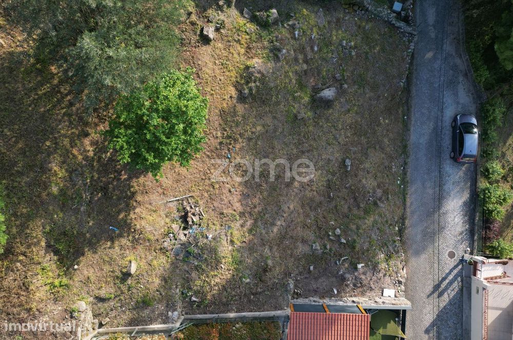 Terreno urbano Burgães — Santo Tirso, Couto (Santa Cristina E São Miguel) E Burgães, Porto