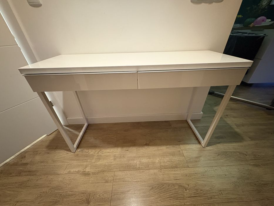 Biurko Besta Ikea