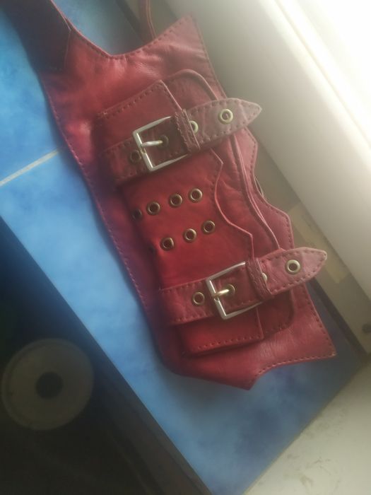 Сумочка жіноча,Шкіра . Через плече