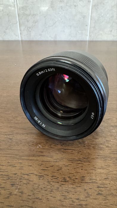 vendo objetiva Sony 85mm 1.8 FE