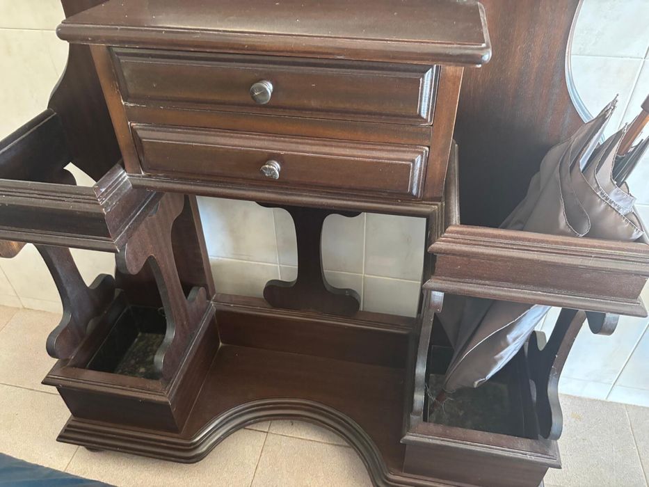 Movél entrada, chapeleiro