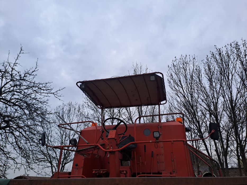 Daszek kabina do wózka ciągnika