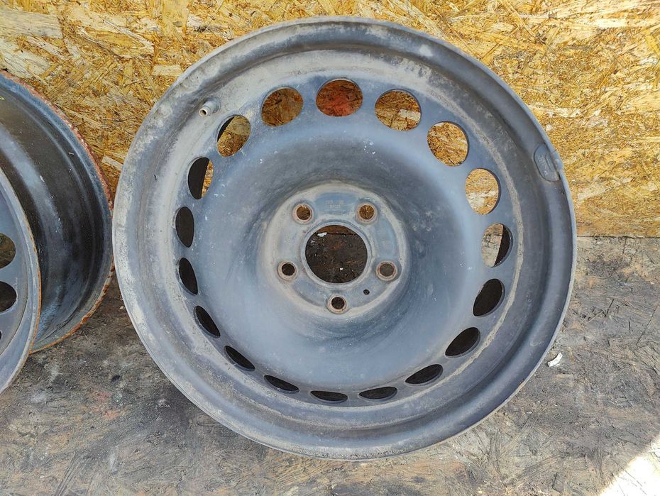 Felgi Stalowe Stalówki 16 5x112 16x7J ET39 Volkswagen Audi Seat Skoda