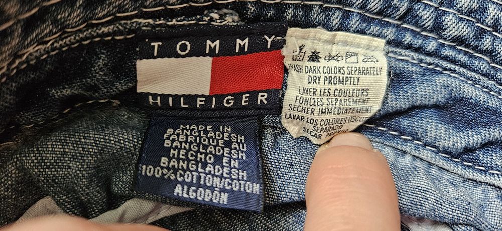 Czapka Tommy Hilfiger dżinsowa letnia dziecięca granatowa chłopięca ni