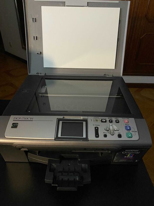 Impressora Multifunções Brother DCP-750CW