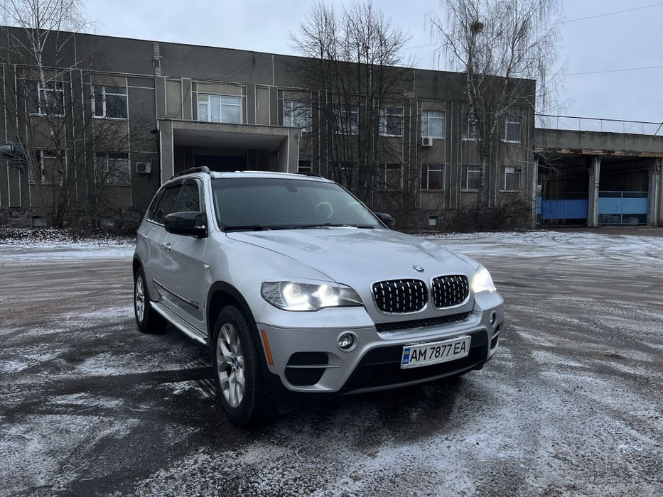 BMW X5 E70 3.0 бензин