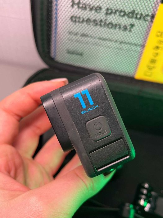 Екшн-камера GoPro Hero 11 зі штативом Volta