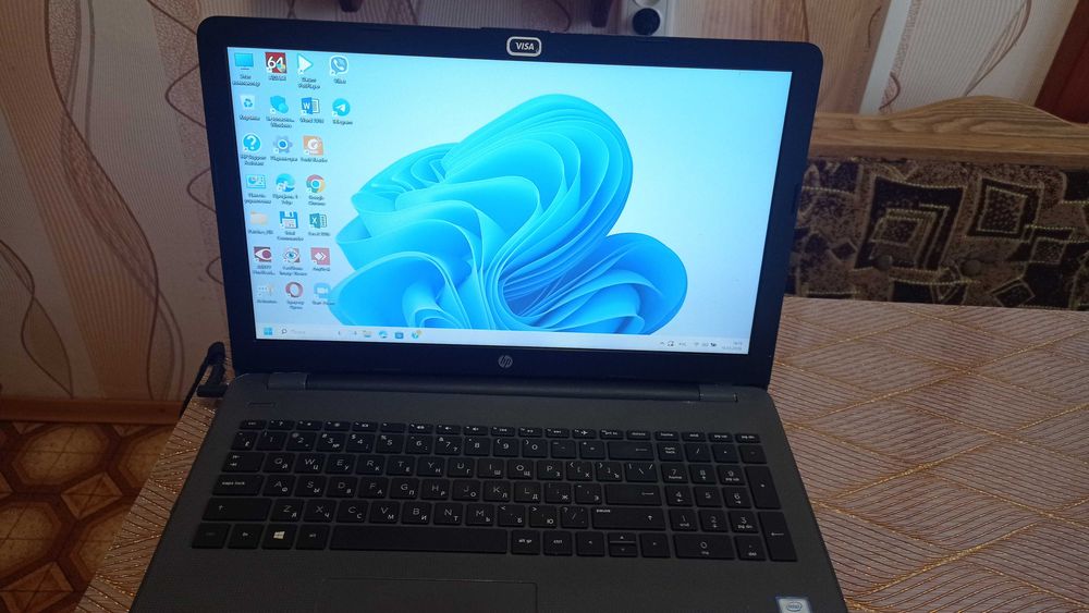 Продам надійний робочий ноутбук HP 250 G6, SSD 480, ОЗУ 12Gb