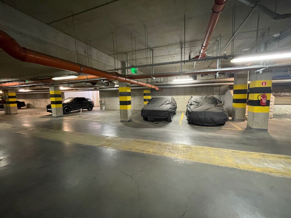 Sprzedam Garaż Garaże Poznań Szerokie miejsca postojowe