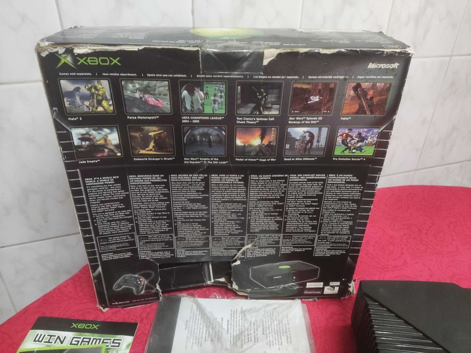 Xbox original- c/ chip-caixa original-manuais e comando