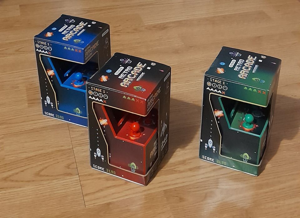 Consola Retro Gamer/Mini Arcade Retro - 240 Jogos (ARTIGO NOVO/SELADO)