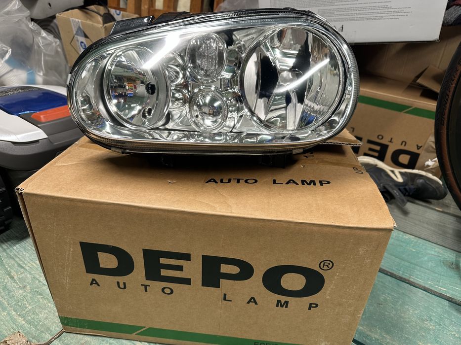 Lampy przednie golf 4
