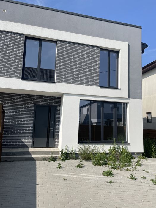 Продається дуплекс в Крюковщине