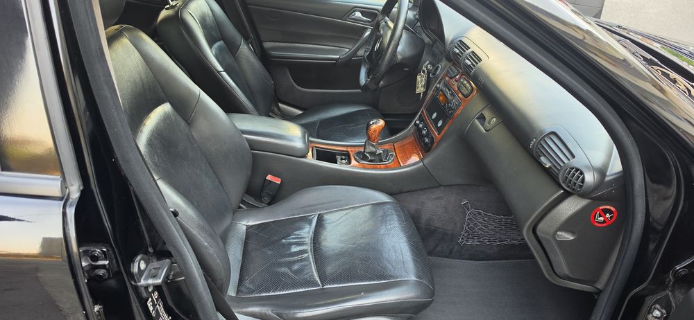 Mercedes Benz C220 CDI Nacional