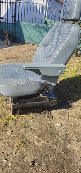 siedzenie pojedyncze przód  ford transit