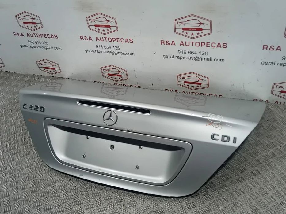 Tampa Porta de Mala Mercedes Class C W203 Sedan Original