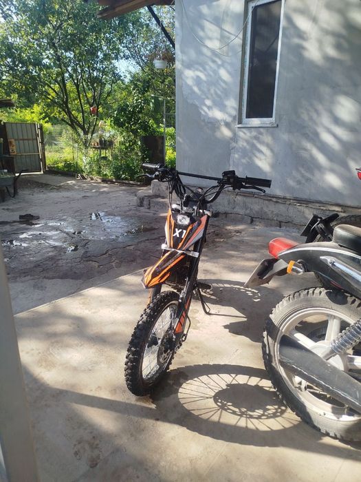 Продам электромотоцикл kukirin
