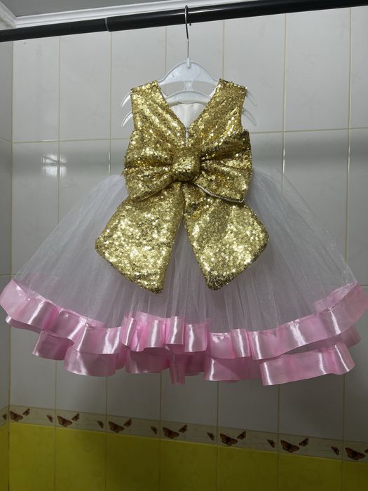 Продам платтячко на 1 рочок