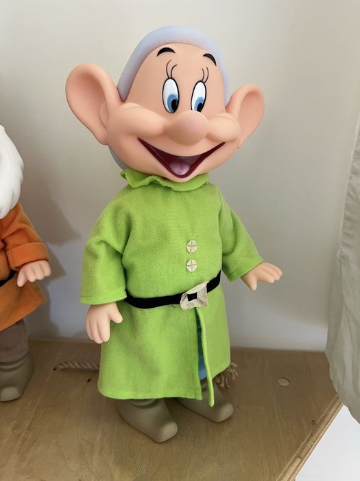 Гноми колекційні фірми Disney (38см)