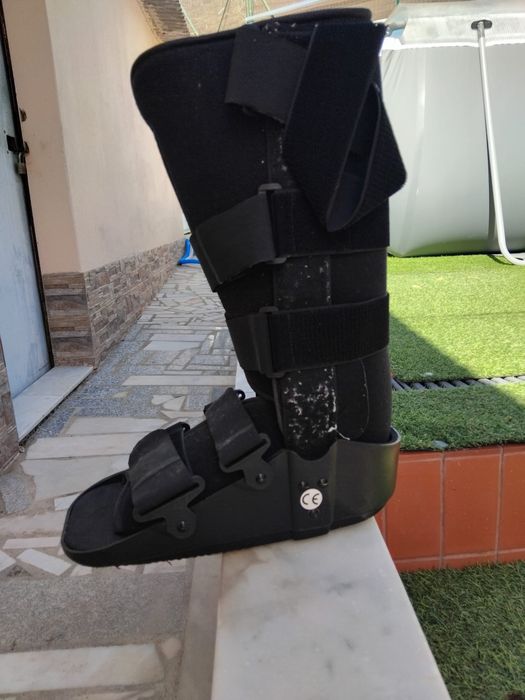 Bota ortopédica tam. L