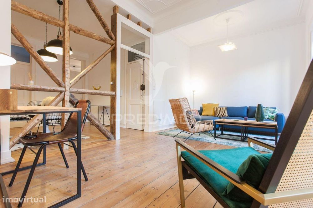 T2 Renovado e mobilado, para Arrendar no Bairro Alto