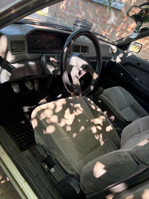Авто Mitsubishi Galant