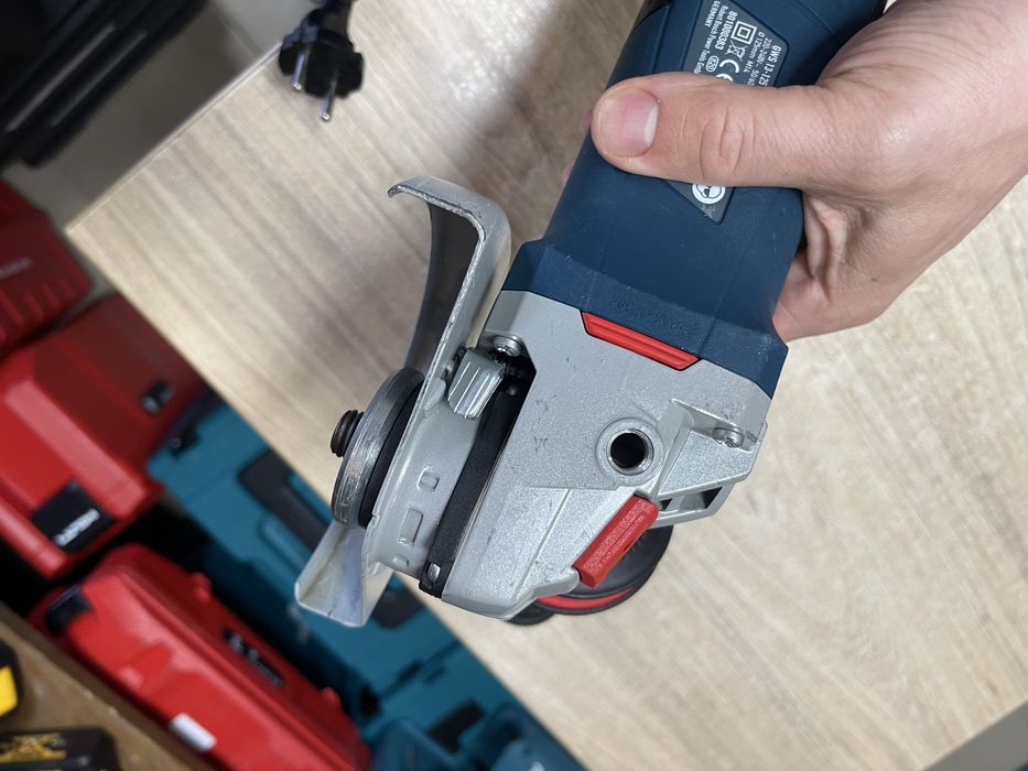 Bosch GWS 13-125 CI / болгарка Бош 125мм 1300W