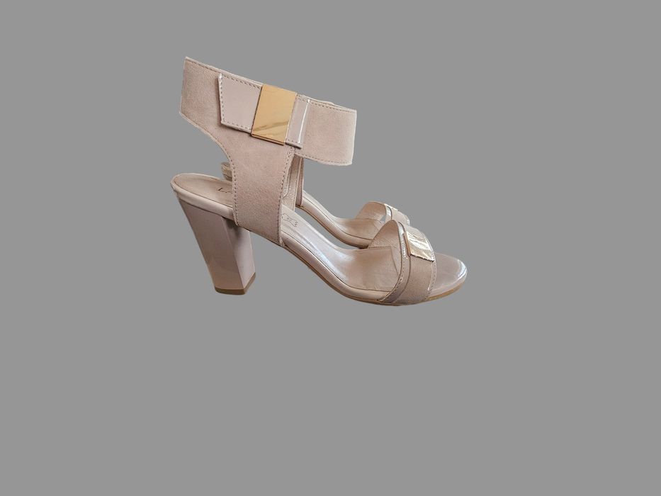 Sandały pudrowy róż r.39