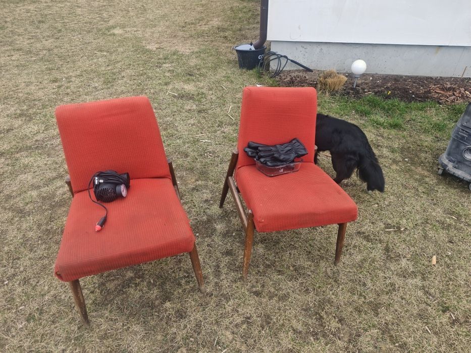 Krzesła z czasów PRL-u