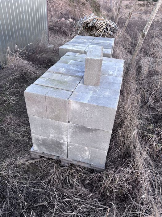 Bloczek fundamentowy