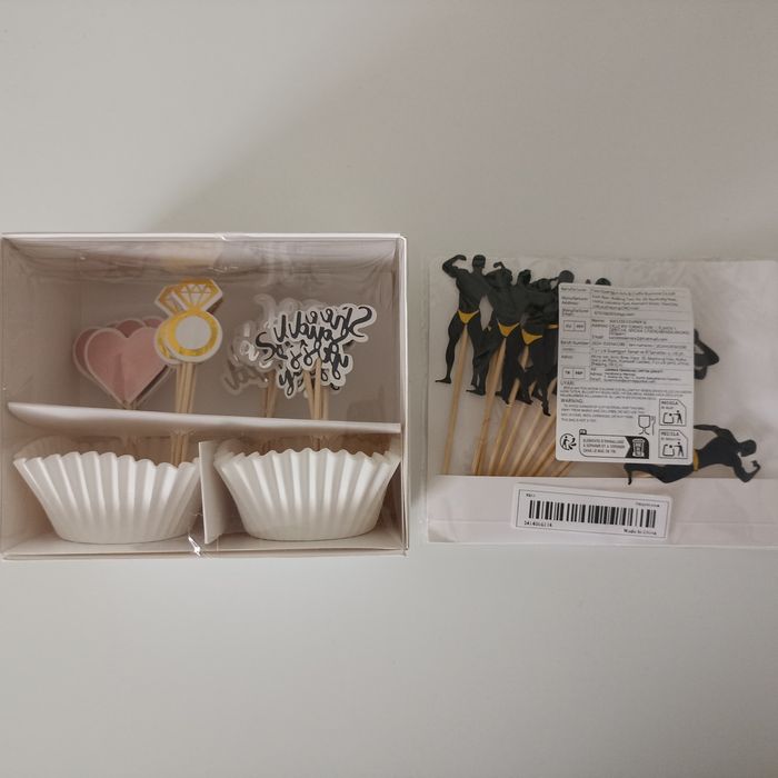 Papilotki foremki do babeczek na wieczór panieński i ozdobne wykałaczk