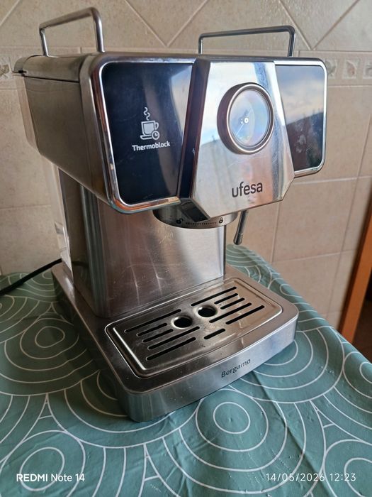 Máquina de café Ufesa Bergamo