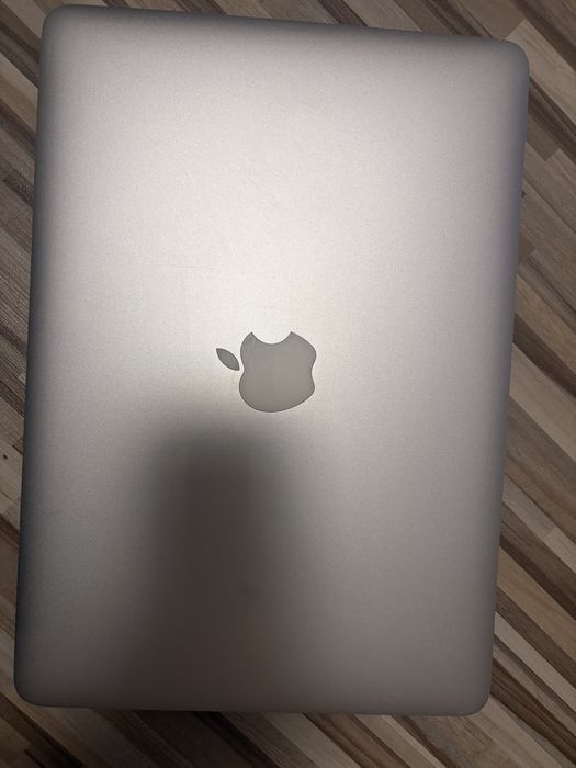 MacBook Air 13” 2015 року