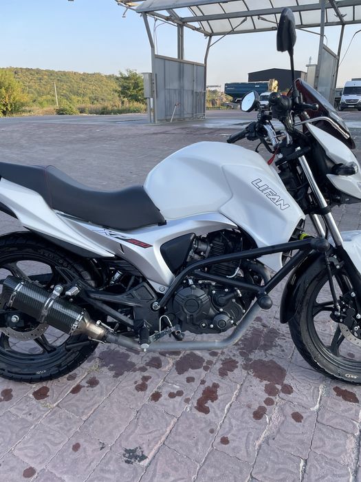 Мотоцикл Lifan kp 200