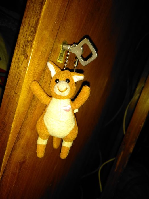 Мягкая игрушка брелок подвеска кенгуру свинка на ключи сумку 7-10см