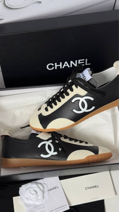 Кеди Chanel кроссовки чорні черные белые Шанель кросівки білі