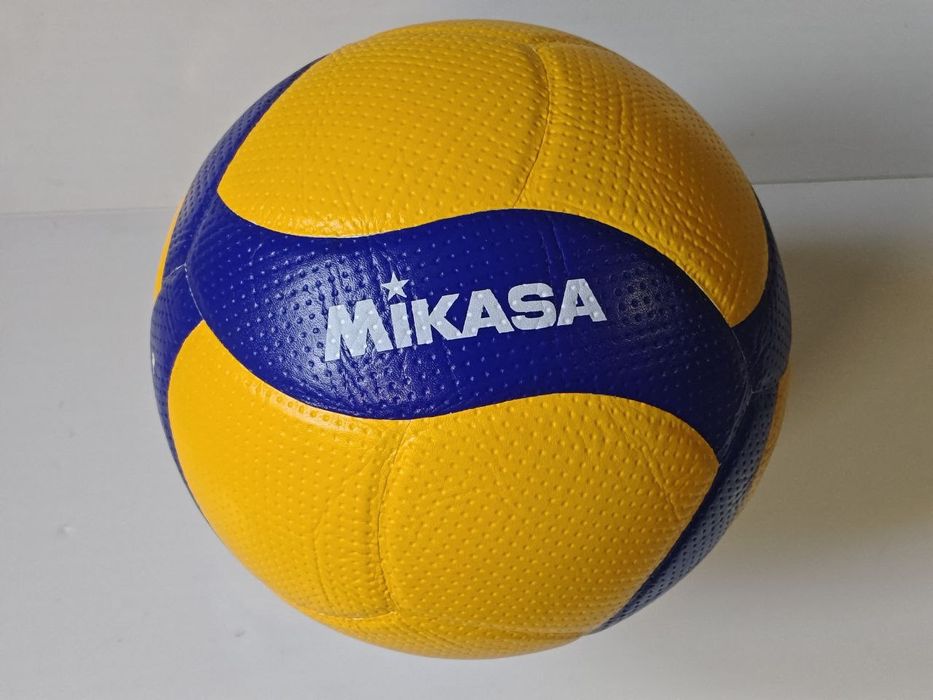 Официальный мяч волейбольный Mikasa V200W оригинал