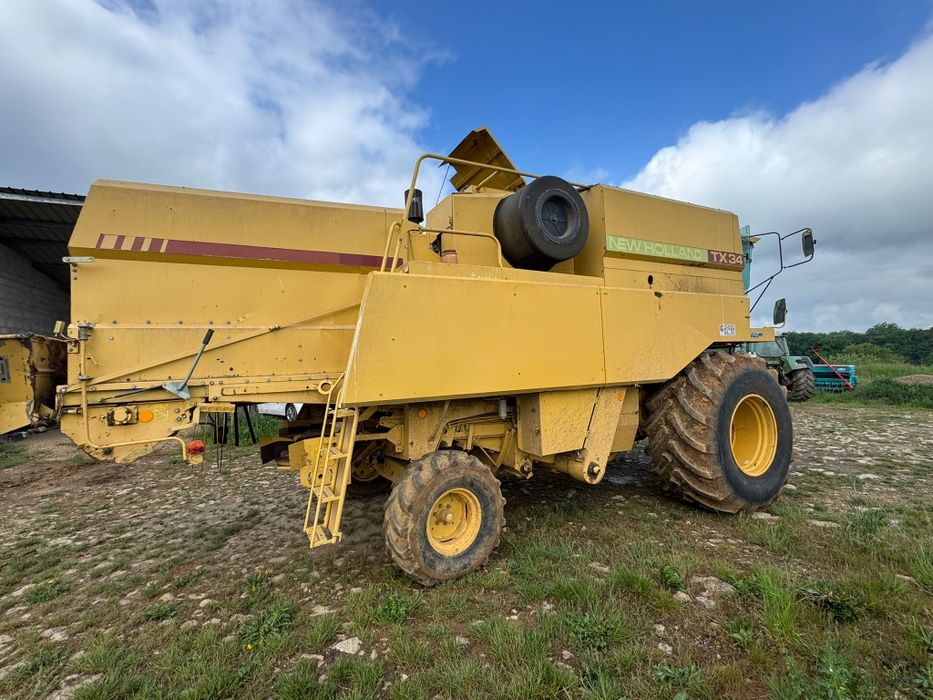 New Holland tx 32 34